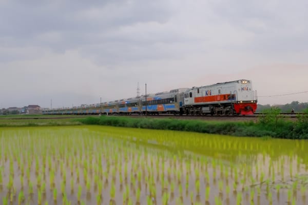 21 Kereta Stainless Steel New Generation Kini Layani Wilayah Daop 6 Yogyakarta
