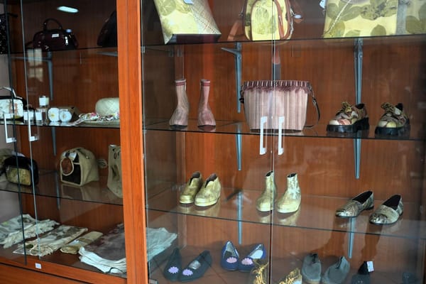 Bupati Banyumas Resmikan Griya Kriya Dekranasda, Perkuat Promosi Produk Unggulan Daerah