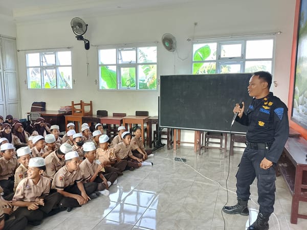 KAI Daop 5 Purwokerto Gencarkan Edukasi Keselamatan Kereta Api di Sekolah