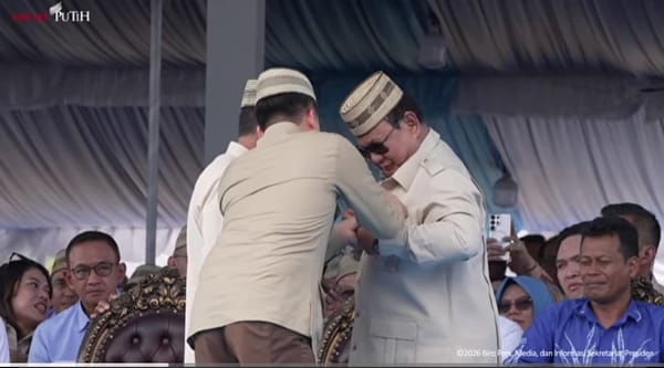Presiden Terima Penghargaan Adi Bhakti Tani Nelayan Maha Utama, Dari KTNA Nasional