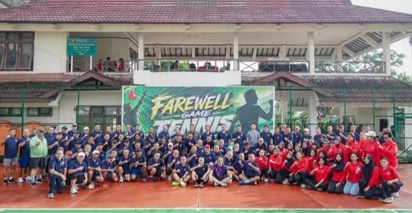 Farewell Game Tenis, Olahraga Bersama di Lapangan Karang Panjang Dihadiri Para Tokoh dan Pejabat Daerah