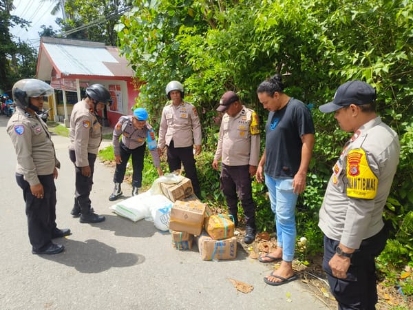 Personel Polsek Salahutu amankan 200 liter miras tradisional jenis sopi saat Razia