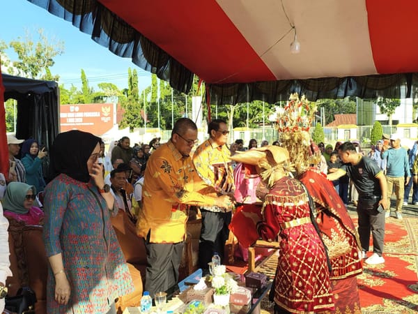 Sumarak Pasa Ekraf 2026 Resmi Dibuka, Dorong UMKM Lokal dan Bangkitkan Ekonomi Kreatif Pasbar