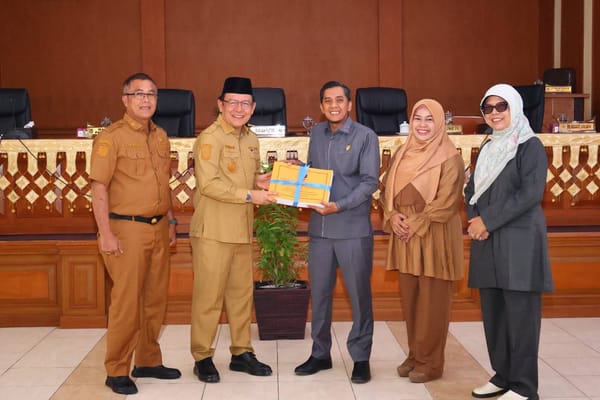Pemko Payakumbuh Ajukan Dua Ranperda, Pendapatan 2025 Lampaui Target dan Raih WTP ke-12