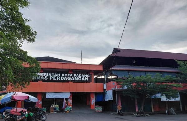 Pemko Padang Perkuat Pengembangan Delapan Pasar Satelit Sebagai Pusat Pertumbuhan Ekonomi Masyarakat