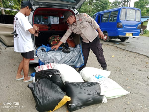 Polsek Salahutu  gagalkan Peredaran Ratusan Liter Miras Jenis Sopi  di Pelabuhan Hunimua