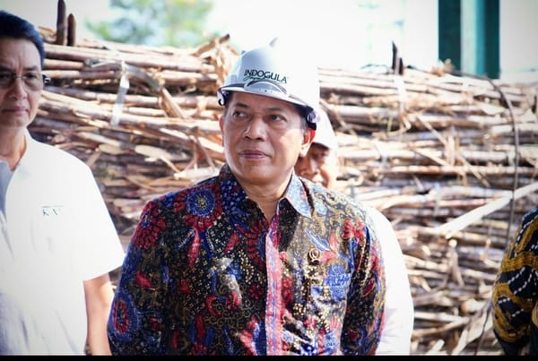 Menkop Tekankan Pentingnya Koperasi Masuk Ekosistem Industri Gula Kediri