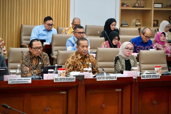 Menkop  Menilai Perlu Undang Undang Baru Untuk Koperasi  Agar Lebih Relevan