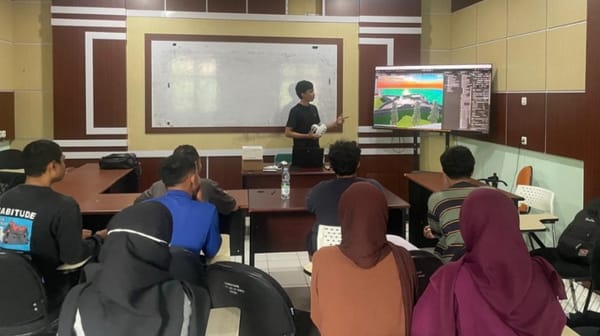 Prodi Informatika Unkhair Ternate Gelar Pelatihan Virtual Reality, Menghadirkan Alumni Jadi Narasumber