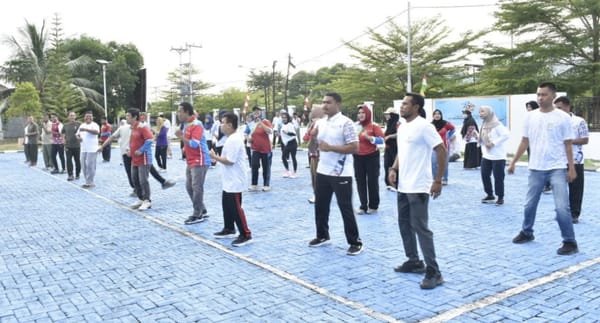 BKKBN Maluku Utara Gelar Senam Sehat Bersama Ayah Meriahkan Hari Keluarga Nasional ke-33 Tahun 2026