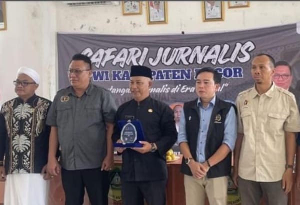PWI Kabupaten Bogor Tebar Literasi Media hingga Pelosok Desa Lewat Safari Jurnalis