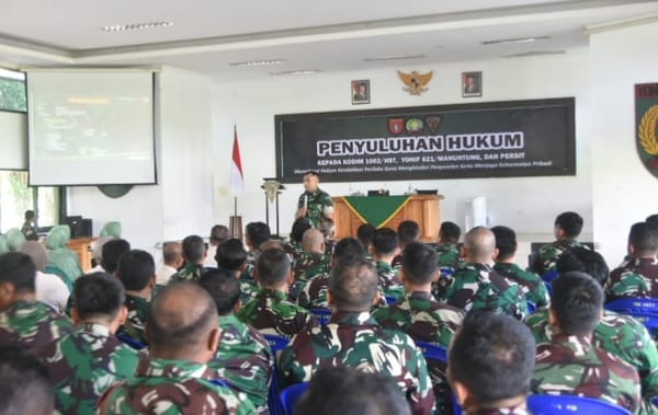 Kodim 1002/HST dan Yonif 621/Manuntung Perkuat Kesadaran Hukum, Prajurit hingga Persit Dibekali Materi Disiplin dan ITE