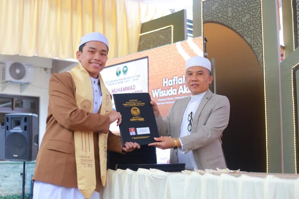 Santri Darut Tauhid Malang Serbu Kampus Dunia, Belasan Tembus Al-Azhar Kairo