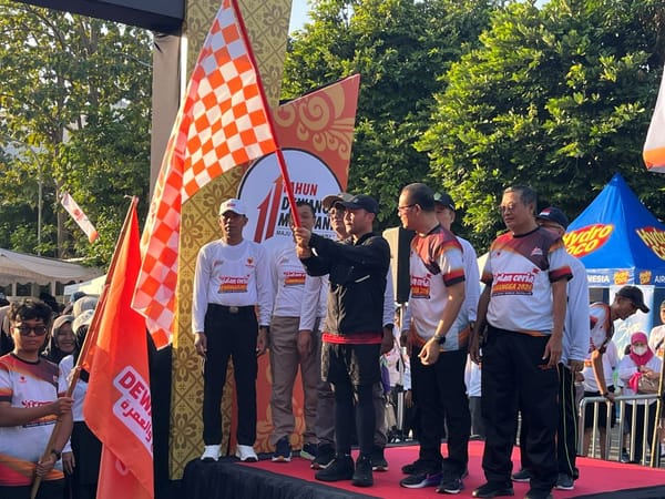 Jalan Ceria di Manahan, Warga Solo Olahraga Sambil Perkuat Silaturahmi