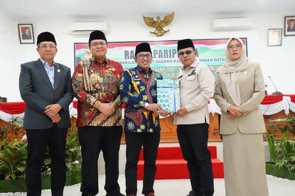 Tanah Datar Catat Surplus Anggaran Rp62,17 Miliar, Bupati Eka Putra Sampaikan Pertanggungjawaban APBD 2025 ke DPRD