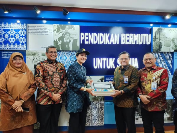 Bupati Annisa Perjuangkan Revitalisasi 53 Sekolah dan Sekolah Nasional Terintegrasi untuk Dharmasraya