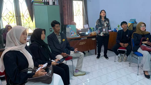 Dinas Tenaga Kerja Pemkab Jember Menerima Kunjungan Mahasiswa Guna Penelitian Pengupahan