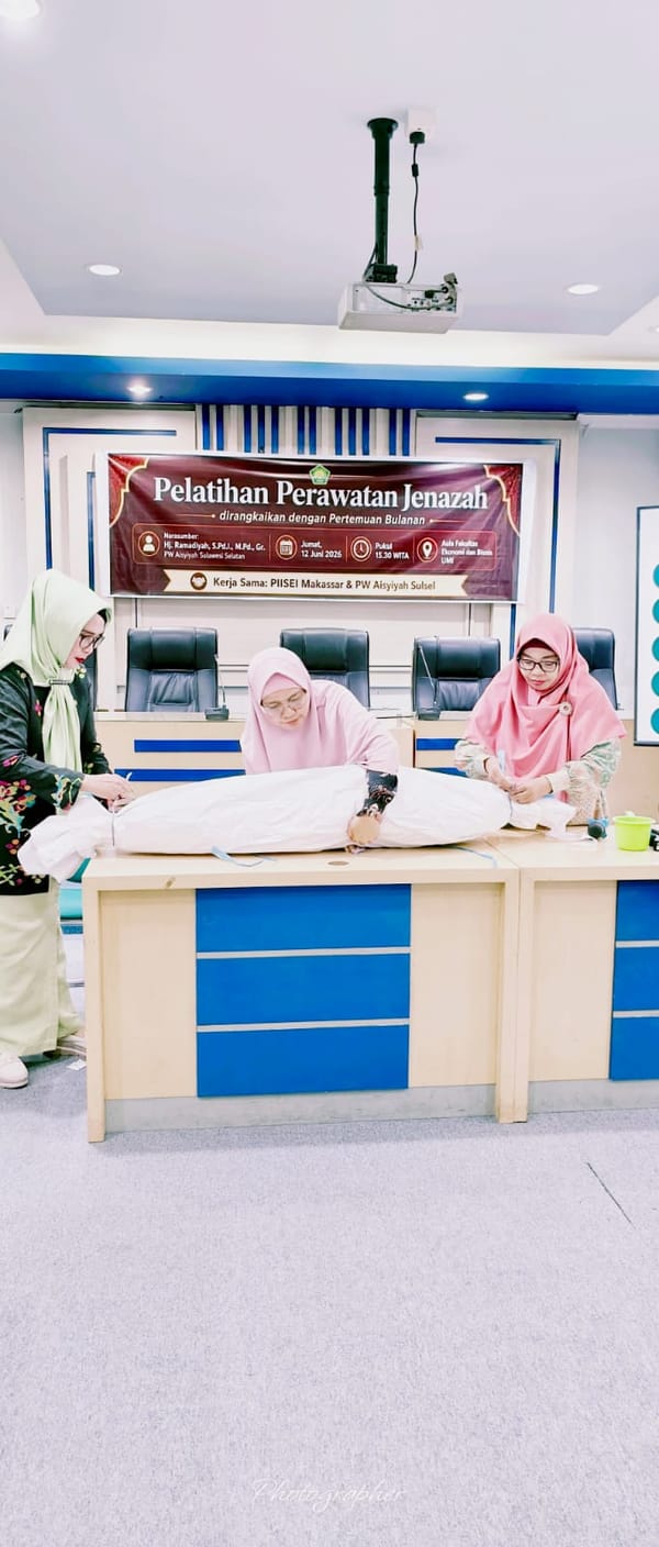 Perkumpulan Istri Ikatan Sarjana Ekonomi Indonesia Makassar Sukses Laksanakan Pelatihan Penyelenggaraan Jenazah