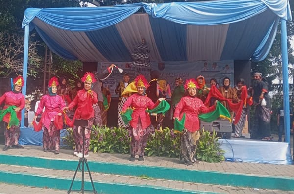 Lansia Depok Buktikan Usia Bukan Penghalang untuk Tetap Berkarya