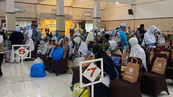 Kedatangan Kloter 39, Debarkasi Solo, Terdapat Jamaah Usia Muda
