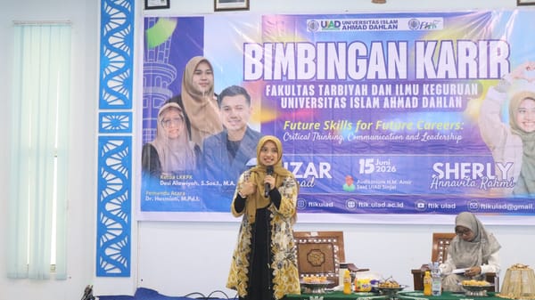 FTIK UIAD Sinjai Hadirkan Sherly Annavita Rahmi, Mahasiswa Diajak Menjadi Generasi Unggul