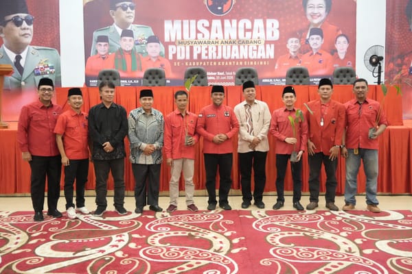 Bupati H.Suhardiman Amby Hadiri Muscab PDI Perjuangan Kuansing
