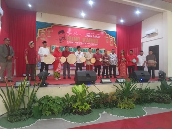 Festival Hadroh dan Marawis Bulan Bung Karno Resmi Digelar