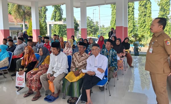 PKH Plus Jaslut Cair, 49 Lansia di Sukorambi Jember Terima Bantuan Rp500 Ribu