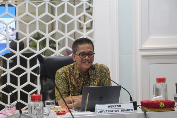 Universitas Jember Bagikan Inovasi Tata Kelola Digital “Sister” kepada Politeknik Negeri Padang
