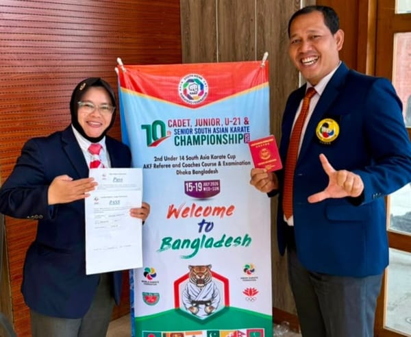 Martinel Lulus Lisensi Wasit AKF, Bersama Septri Pimpin Kejuaraan Karate di Bangladesh