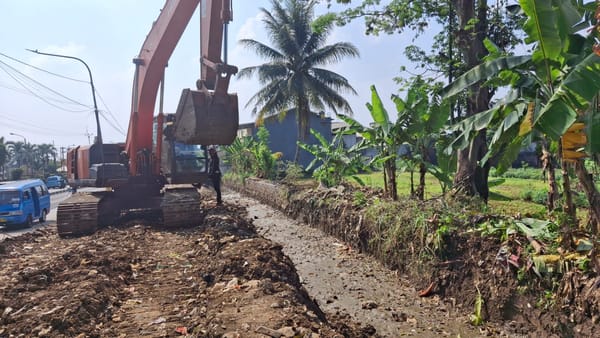 Pemkab Bogor  Normalisasi Beberapa Sungai Akibat Pendangkalan