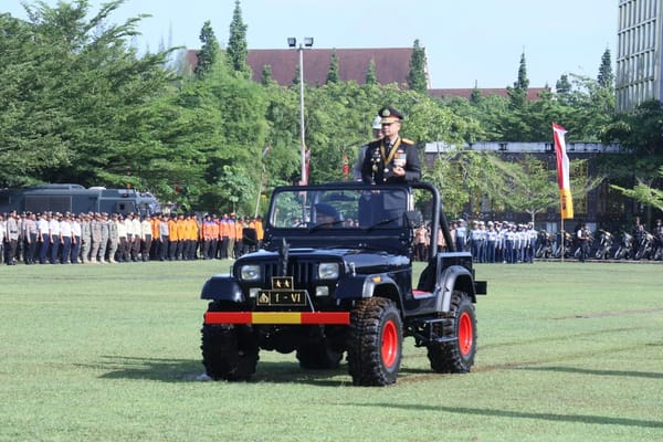 Kapolda Kalbar: Kepercayaan Publik Kehormatan yang Harus Dijaga