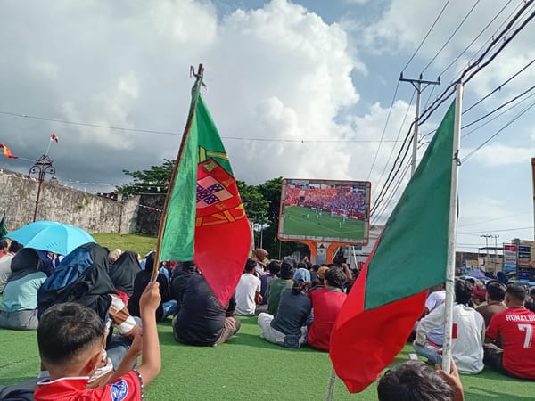 Demam Piala Dunia 2026 Hidupkan Malam Ternate, Nobar hingga UMKM Ikut Bergeliat