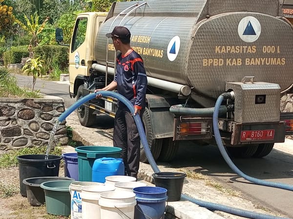 Musim Kemarau Mulai Berdampak, BPBD Banyumas Salurkan Air Bersih ke 16 Desa