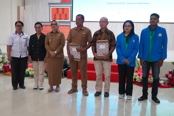 Wawali Ambon Lepas Mahasiswa KKN IAKN Dorong Digitalisasi Pariwisata dan Perkuat Harmoni Orang Basudara