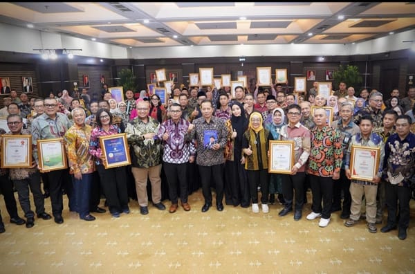 Menkop Apresiasi 34 Pemenang Best Cooperatives Sustainability Performance Award 2026