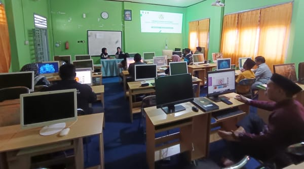 Tim Pusdatin Kwarnas Lakukan Sosialisasi KTA Pramuka di Lingkungan Madrasah di Kota Ternate