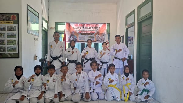 12 Karateka Shindoka Maluku Utara Ikuti Ujian Kenaikan Sabuk di Ternate