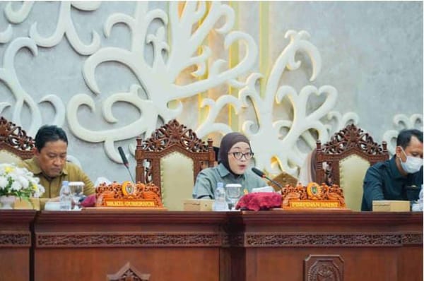 Jawab Pandangan Fraksi DPRD, Pemprov Kalteng Tegaskan Komitmen Kelola APBD Secara Akuntabel