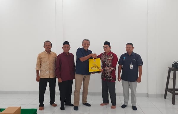 Perkuat Sinergi Akademik, Rektor UNUKASE Terima Kunjungan Direktur Universitas Terbuka Banjarmasin