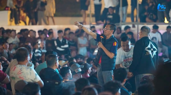 Euforia Final Sepak Bola Dunia FiFA 2026, Ribuan Masyarakat Memadati  Dataran Engku Putri Batam