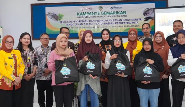 Disperta dan TP PKK Kab Madiun Salurkan Ikan Segar Gratis