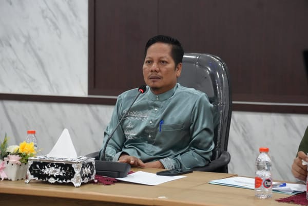 Mengisi Kekosongan Sekda, Plt Bupati Kuansing Tunjuk Drs. Muradi Sebagai Pelaksana Harian
