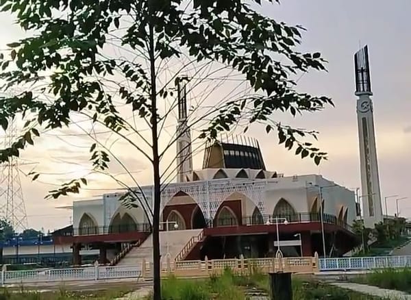 Dinilai Tak Akomodatif, SK Kepengurusan Masjid Dhyufurrahman Depok Diprotes Warga