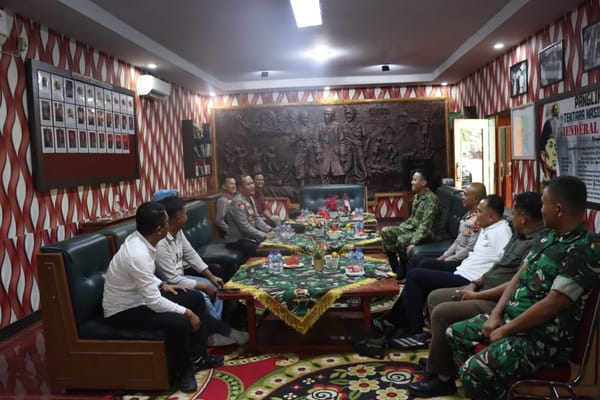 Kapolres Sawahlunto dan Dandim 0310/SSD Satukan Kekuatan! Sinergi TNI–Polri Diperkuat Demi Sukseskan Asta Cita Presiden