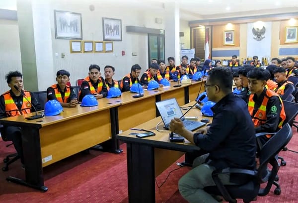 Mahasiswa Politeknik Negeri Padang Dibawa Masuk ke Jantung PLTU Ombilin, Intip Langsung Teknologi Pembangkitan Listrik PLN