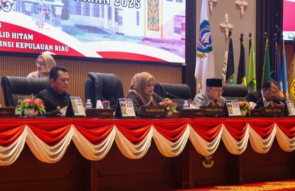 Ranperda Pertanggungjawaban APBD Kepri tahun 2025 Disahkan Menjadi Perda