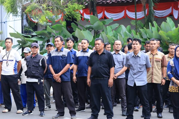 Petugas Keamanan,OB dan Pesakon Digantikan ASN  Dilingkup Setda Pemkab Bogor dalam Kegiatan One Day Freedom