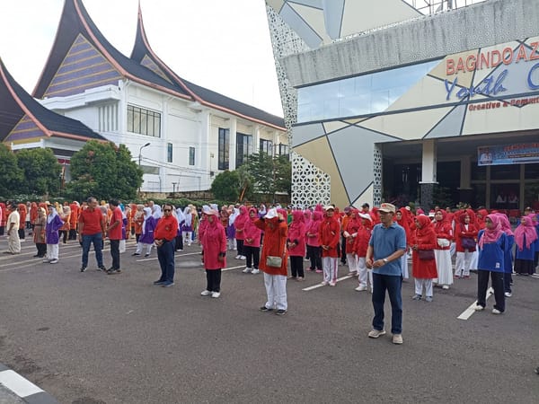 Senam Sehat PWRI Kota Padang dalam rangka Hari Jadi ke 64