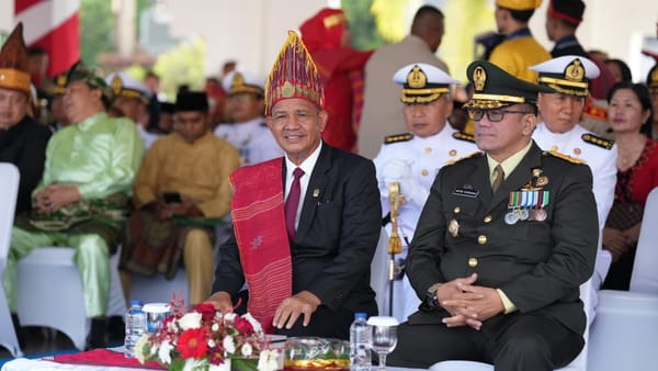 Baca Teks Proklamasi, Sutarto Ingatkan Akan Perjuangan Proklamator Menyatukan Nusantara.
